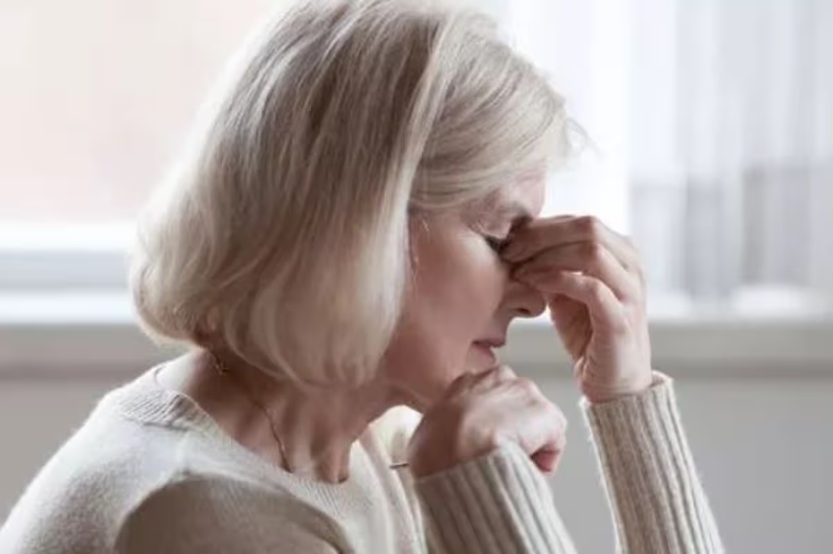 Menopause Dry Eye Symptoms: Causes and Effective Relief